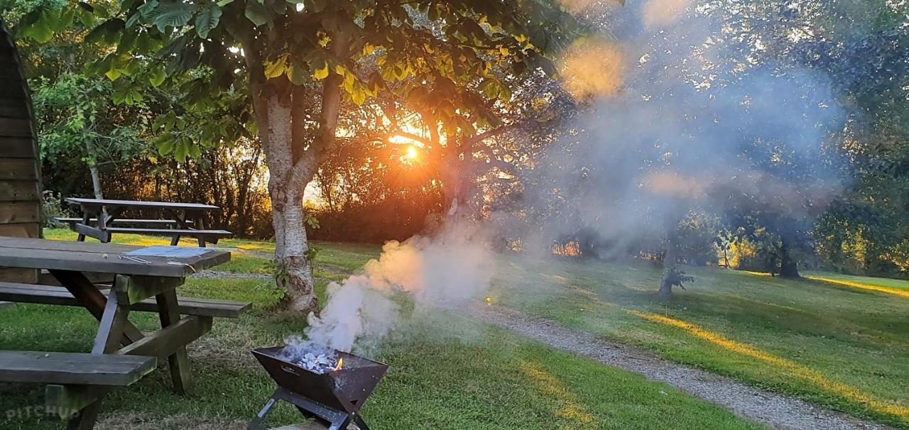 Caplor Glamping & Lodges Hereford Buitenkant foto