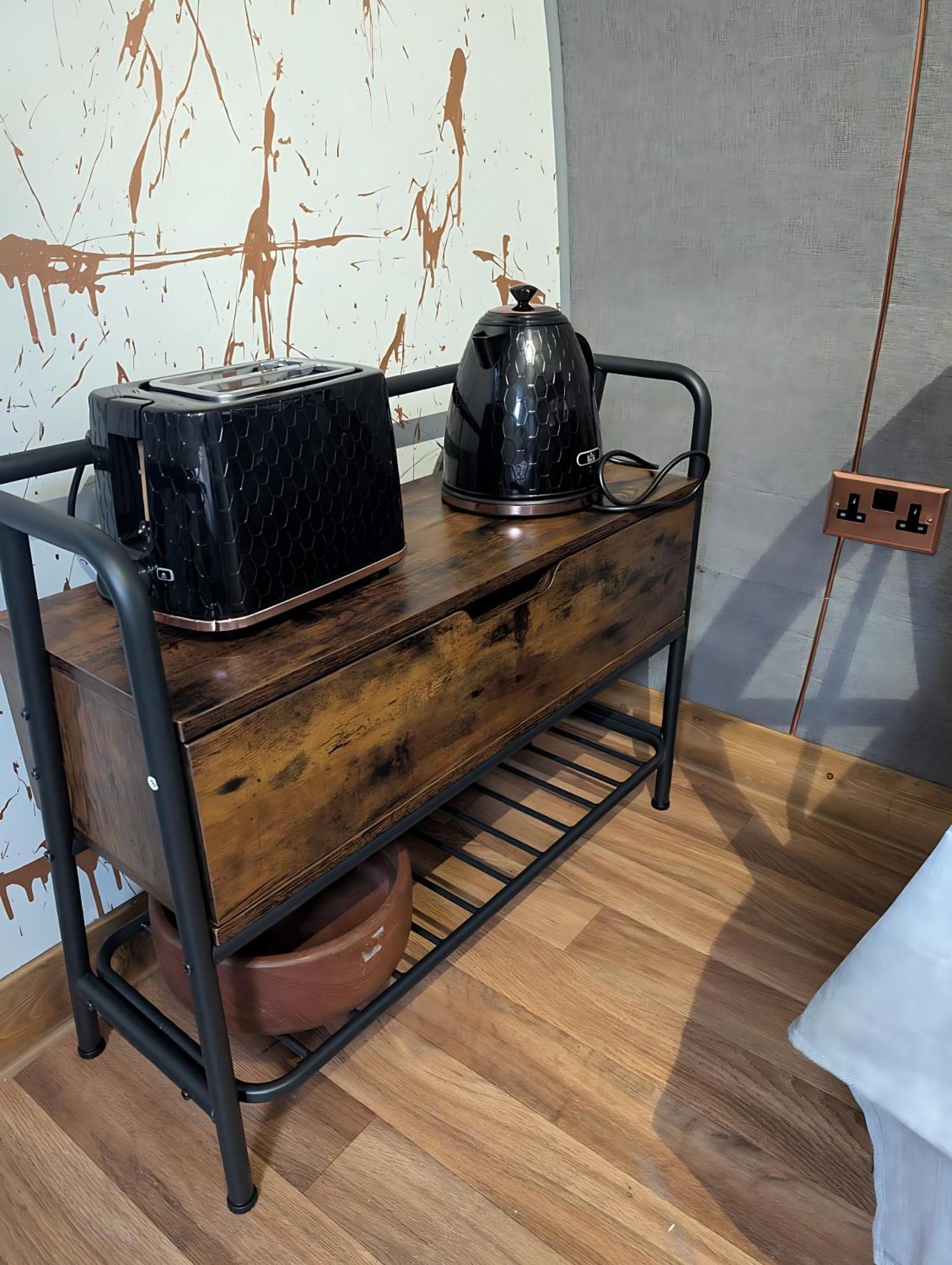 Caplor Glamping & Lodges Hereford Buitenkant foto