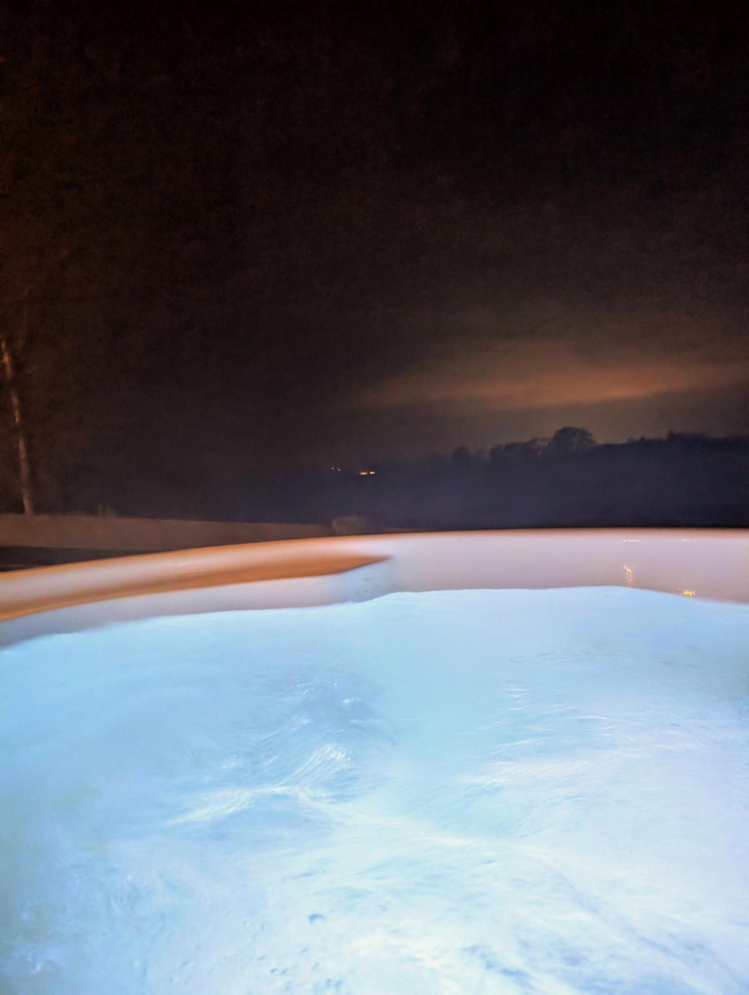 Caplor Glamping & Lodges Hereford Buitenkant foto